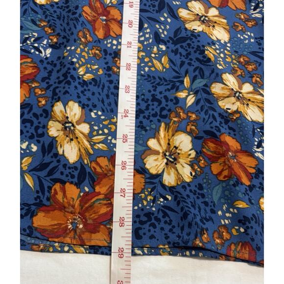 Maurices Women’s Plus Size 3X Geneva Floral Zipper Neck Short Sleeve Blouse Blue - Picture 11 of 11